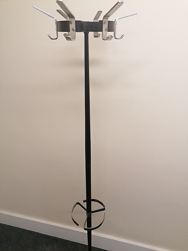 Coat stand