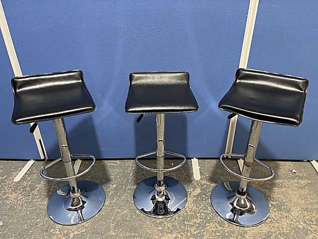 Set of 3 vinyl Bar stools 