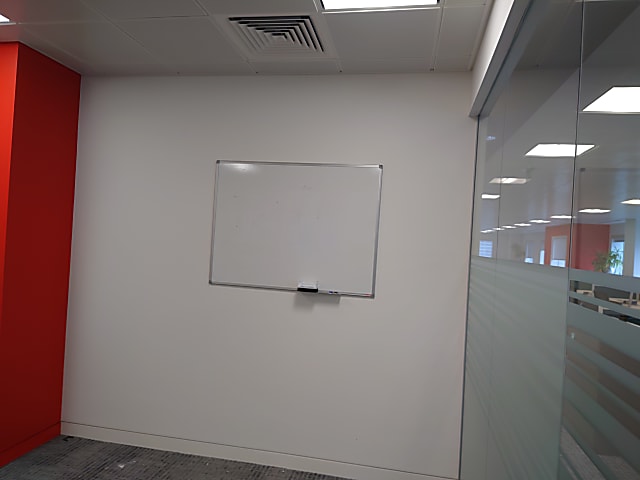 90 x 60 whiteboard (quantity TBC)