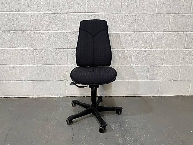 Kinnarps dark grey Black Operator Chair