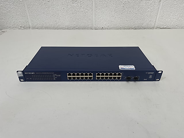 NETGEAR model GS724T