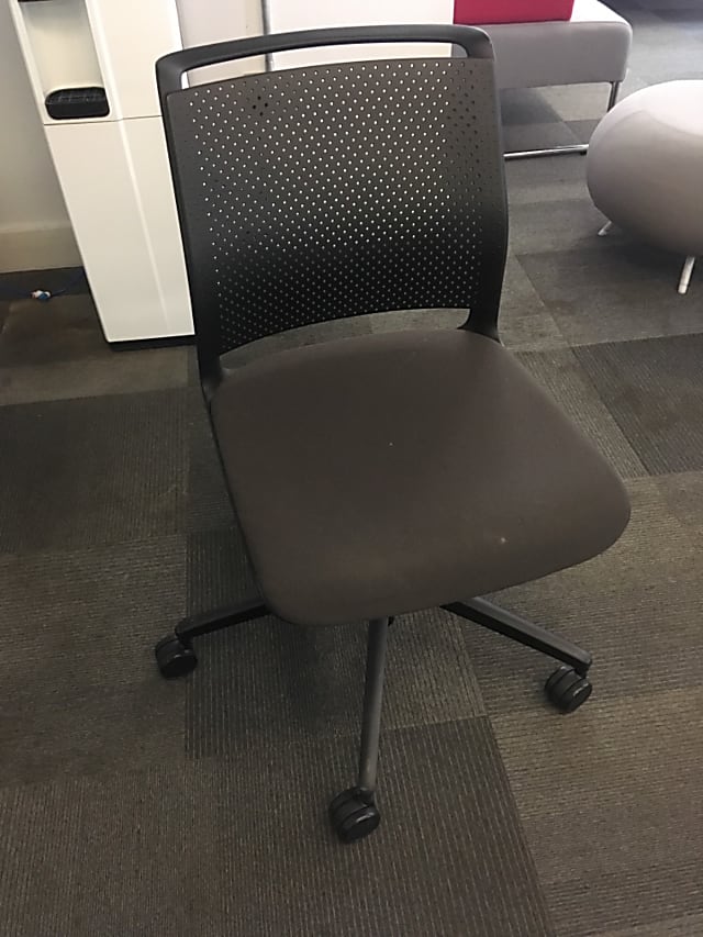 black padded swivel chair