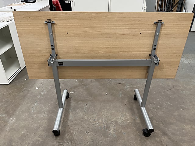 TeamWorks Rectangle flip desk table on wheels