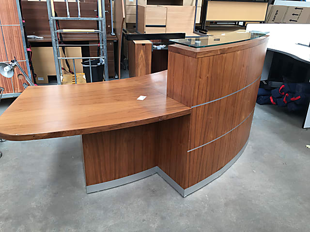 Reception desk