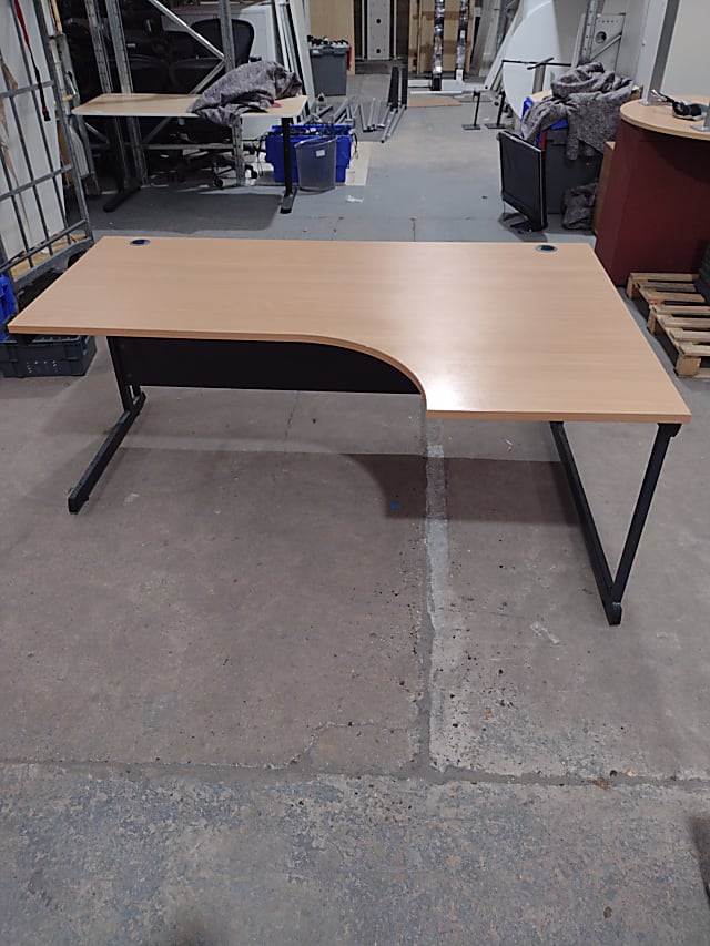 black metal frame right-hand curved desk 