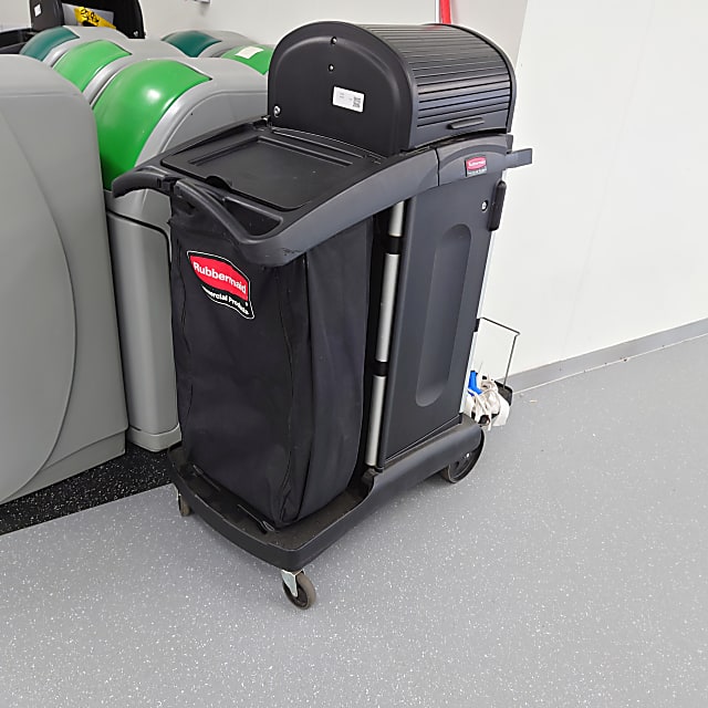 Rubbermaid cleaning trolley