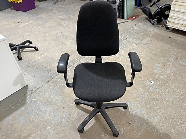 Black chair SCRAP