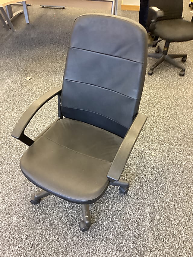 black leather rolling chair