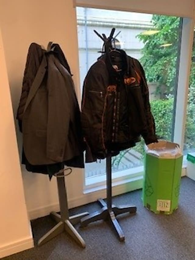 Coat stand