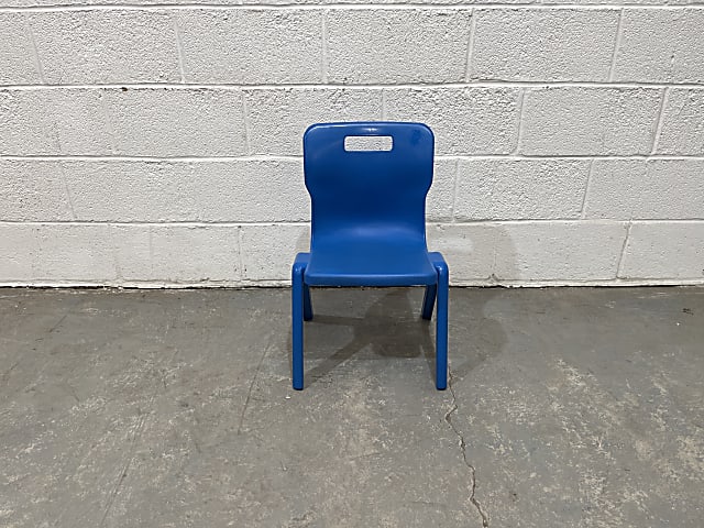 Titan blue plastic kids chair Age 5-7