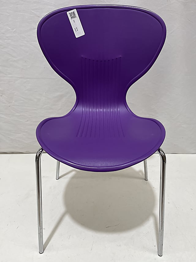 Canteen chair