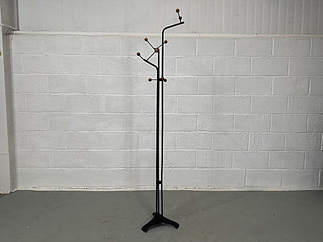 Coat stand