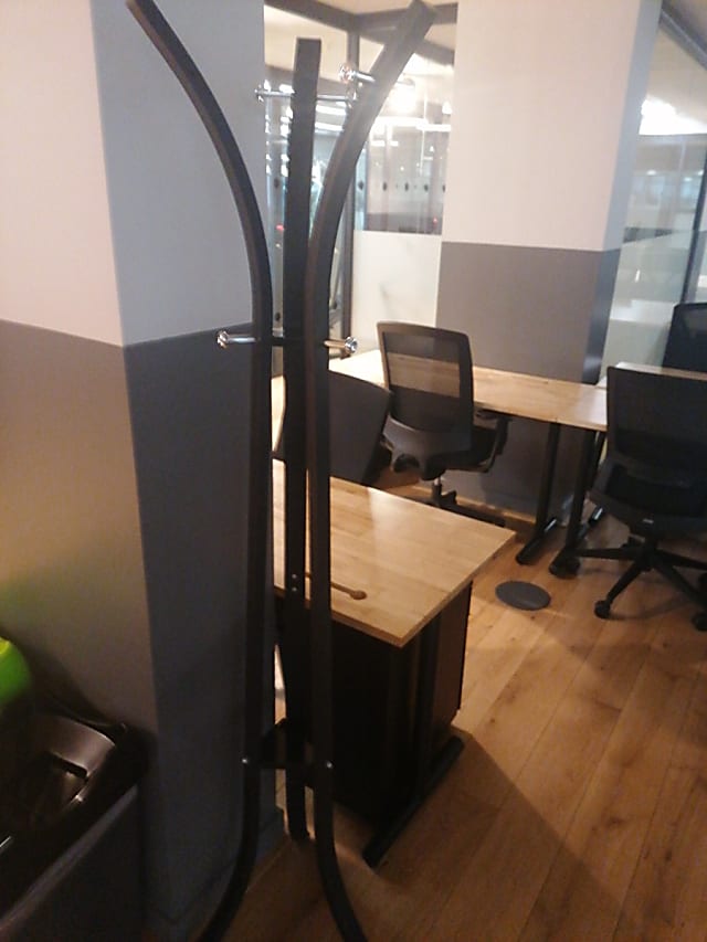 Coat stand