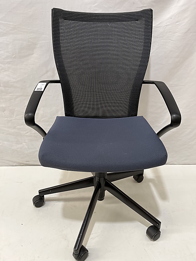 Haworth comforto operator office chair