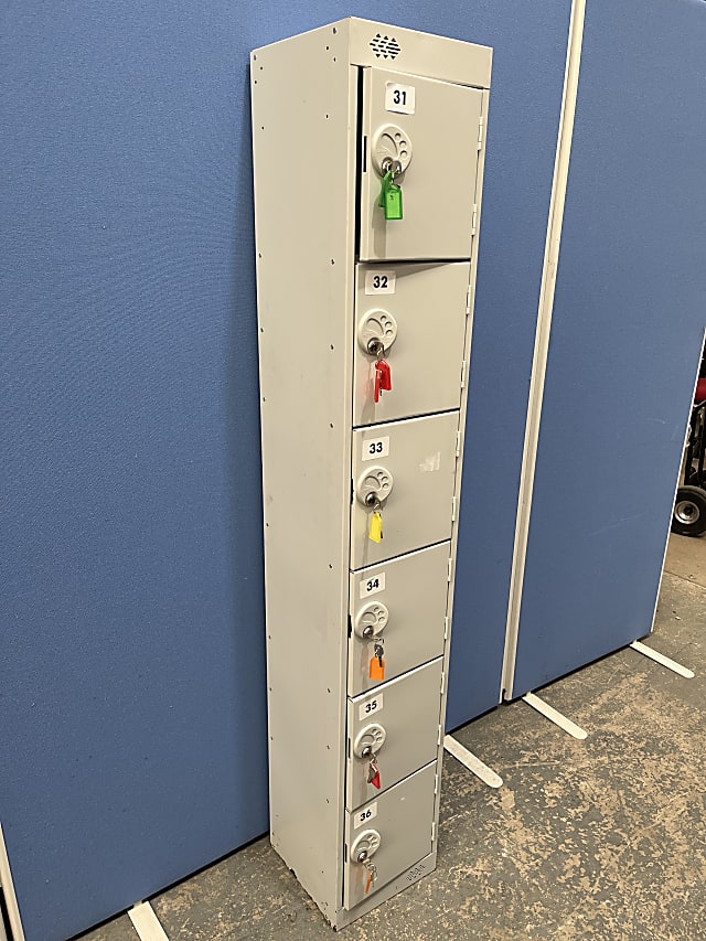 Lockers with keys