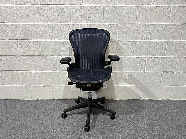 Herman Miller Aeron Chair Mk1 Size B Two Button Blue