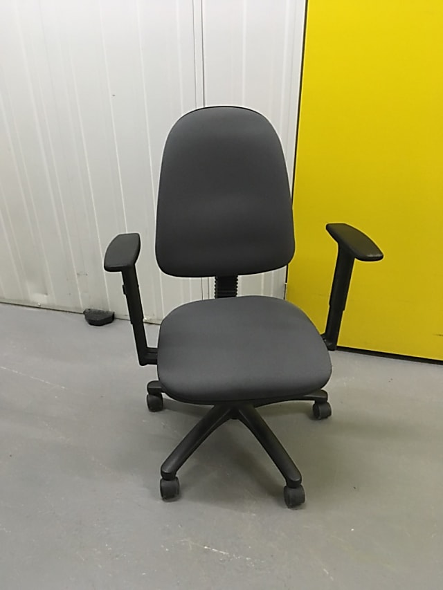 Office operator chair