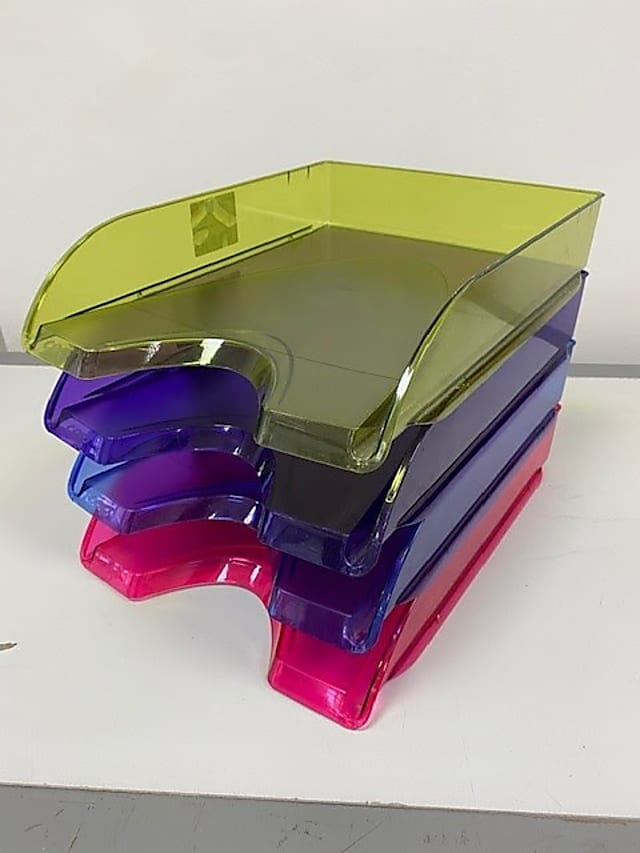 Letter tray