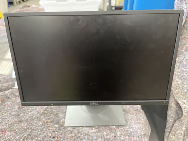 Dell P2217H monitor