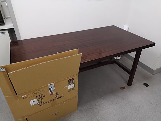 Table/desk