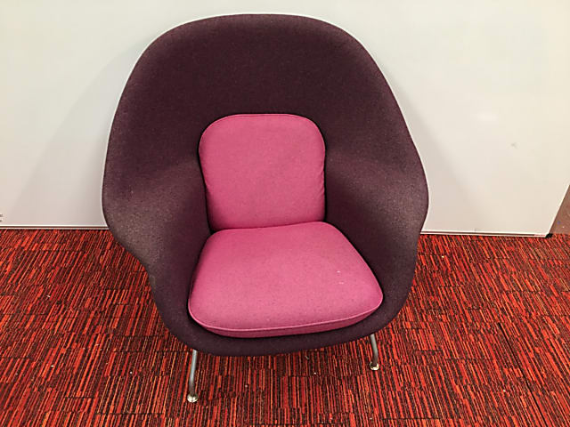 Knoll Womb Chair - original with stamps on frame