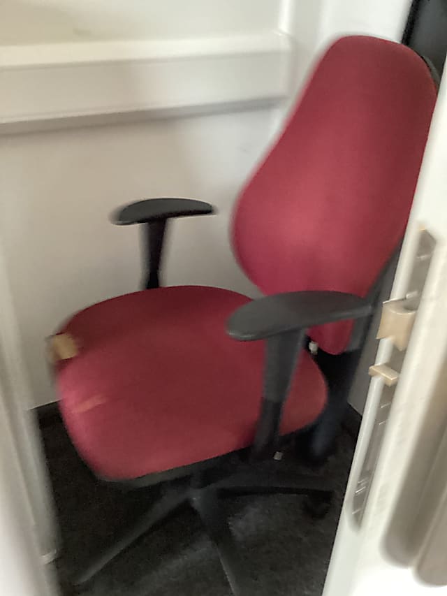 Red ops chair