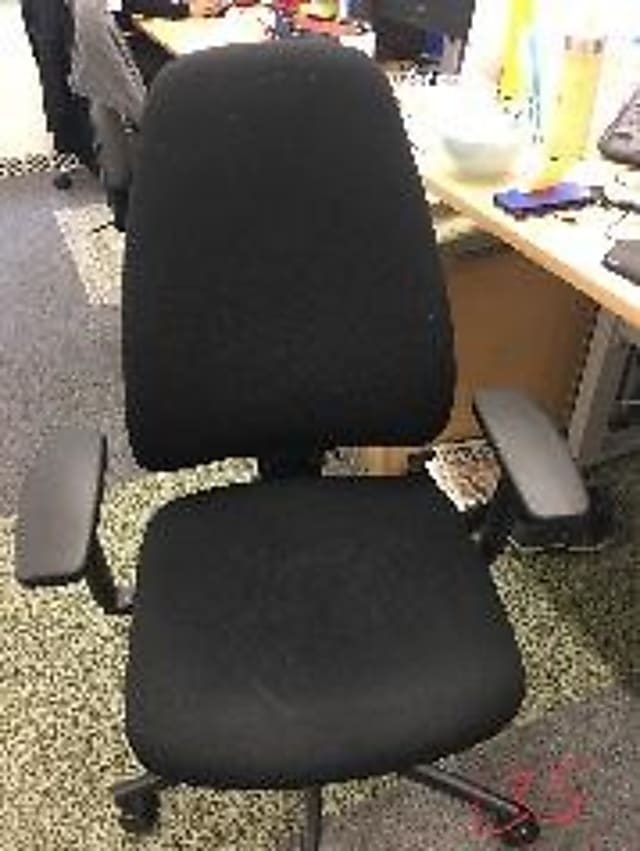 Operator chair