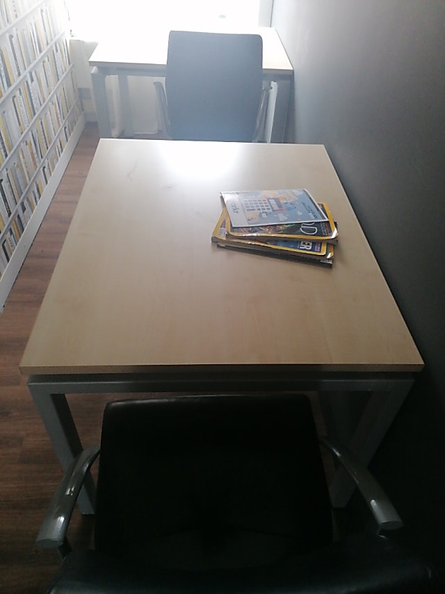 Small desk