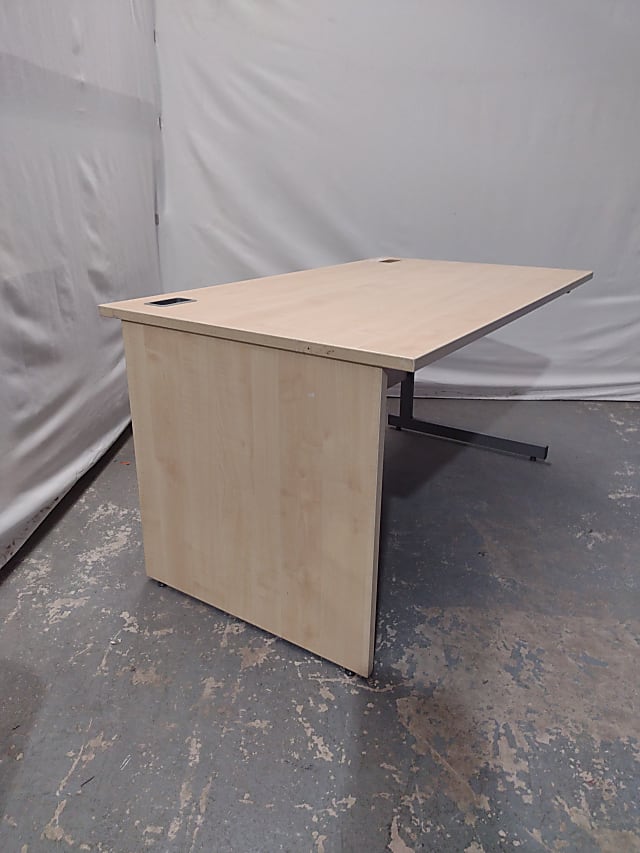 Left hand slab end office desk 140cm