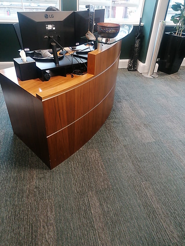 Reception desk