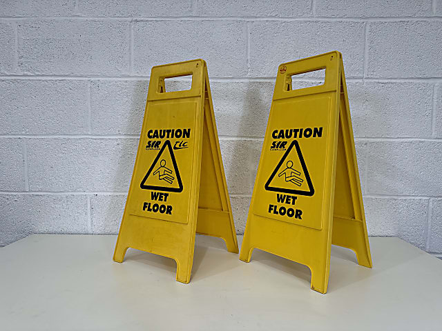 Pack of 2 - Caution Wet Floor sign