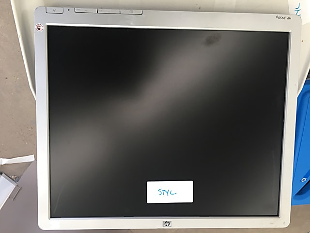 Hp l1950 monitor