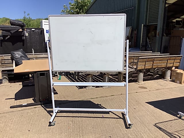 Mobile whiteboard 