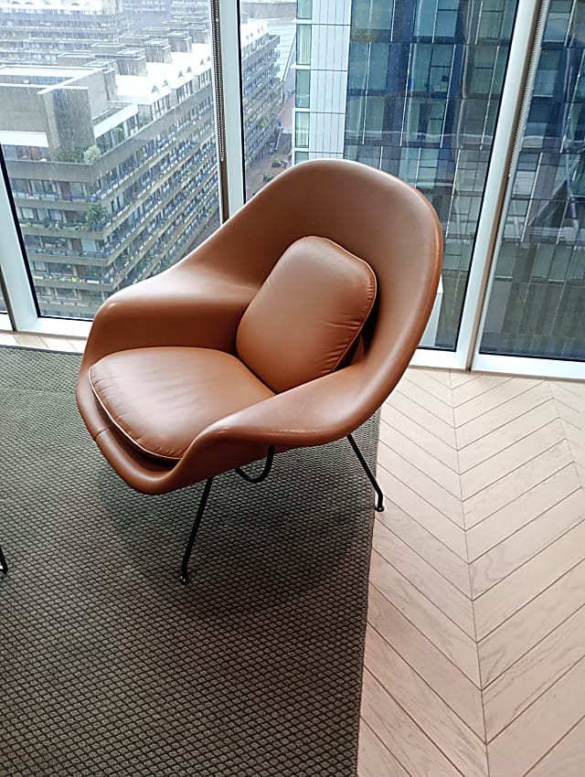 Womb chair