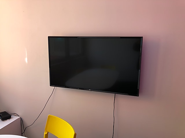 Display tv screen