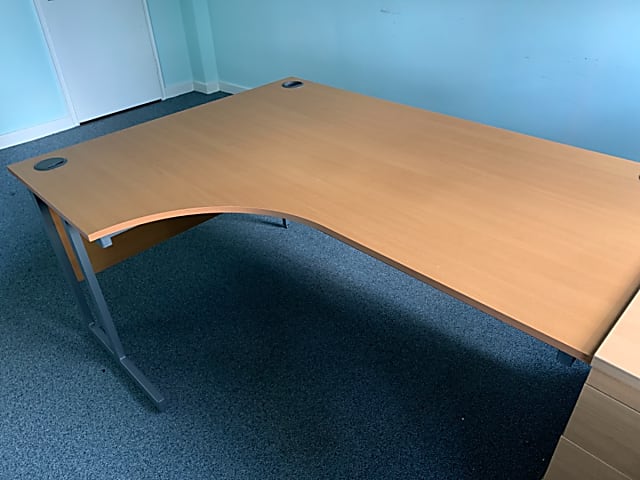 Left Corner Desk