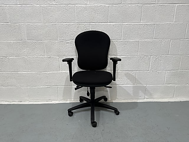 Black office chair