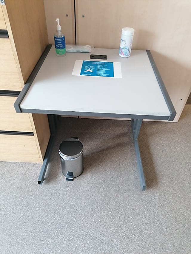 Small desk