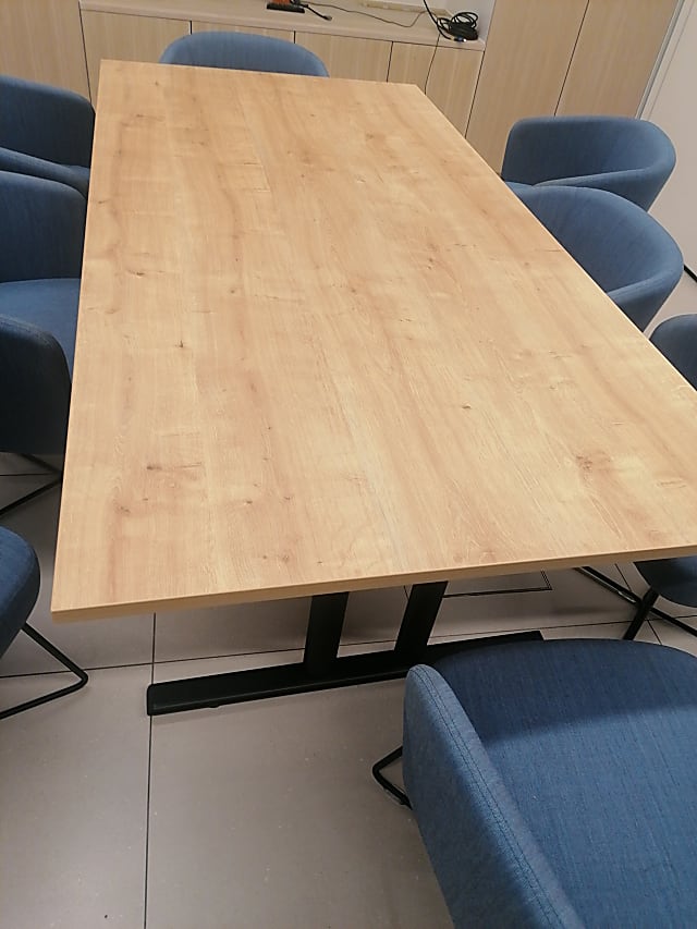 Meeting room table