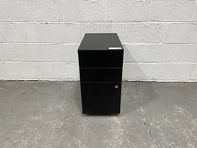 Senator Black Slim Pedestal 