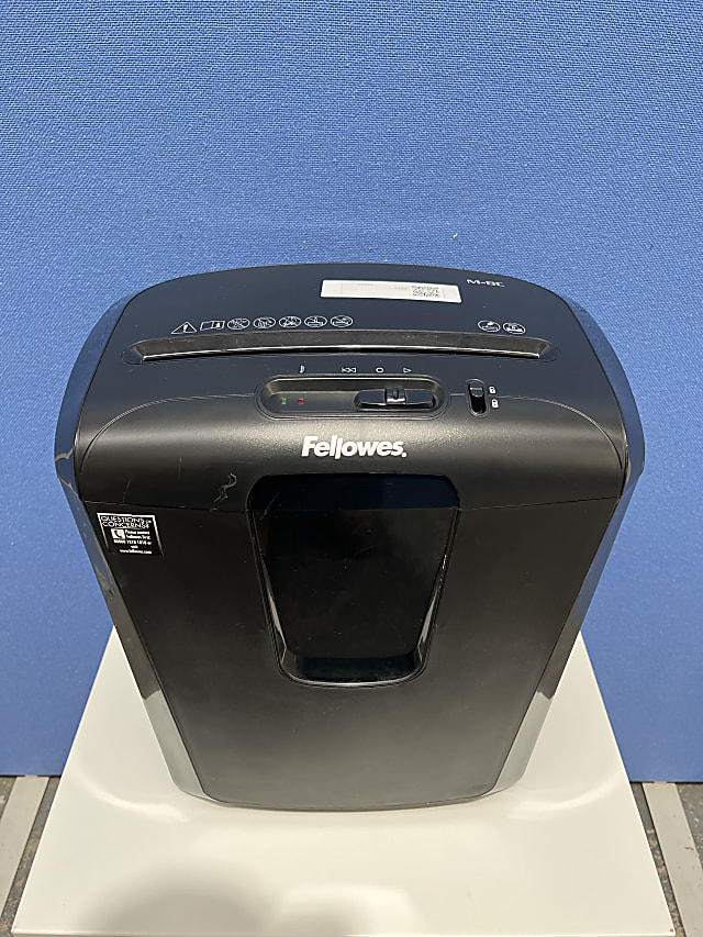 Fellowes m-8c Shredder