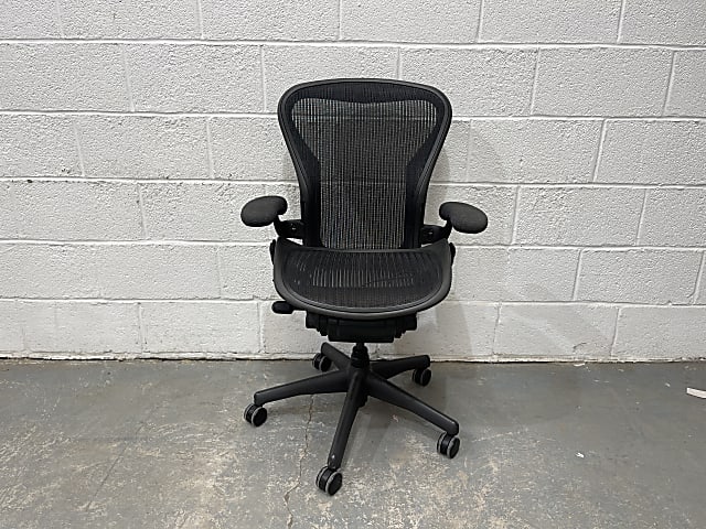 Herman Miller Aeron MK1 Size B office operator chair