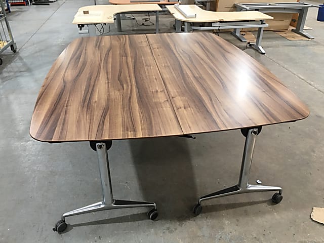 Board room table - Folding two parts on wheels