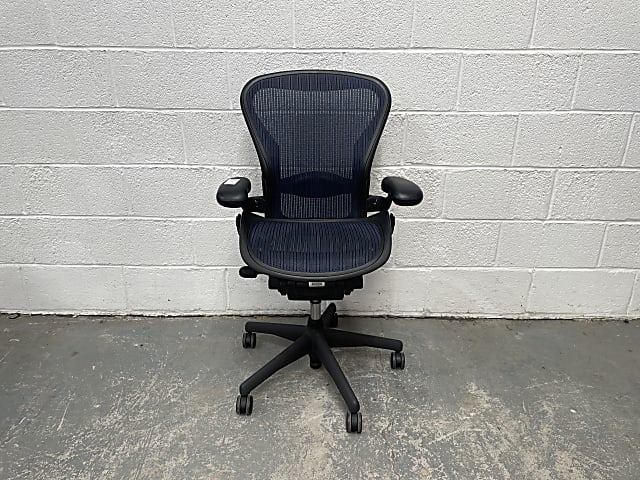 Herman miller aeron size B blue