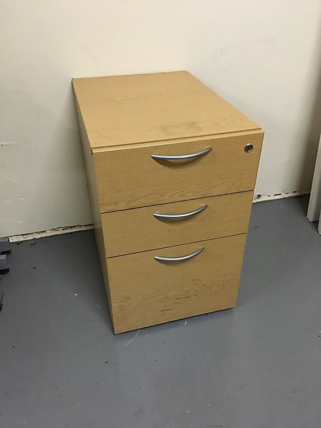 3-drawer under desk pedestal