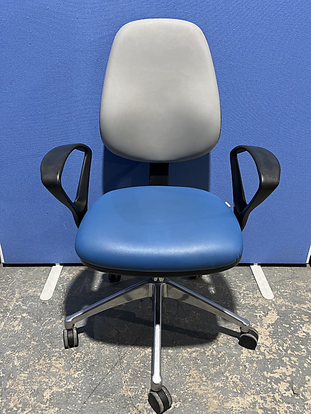 Unique Office operator chair