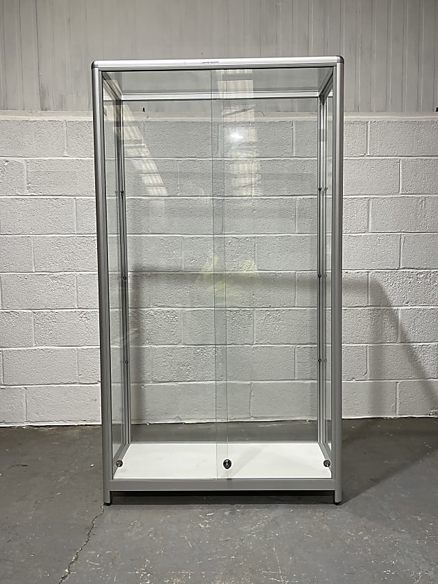 Double glass cabinet