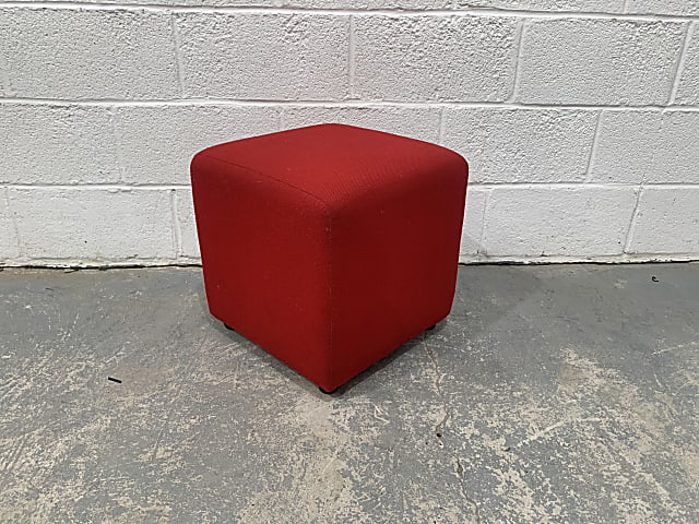 Cube Breakout Seat chair