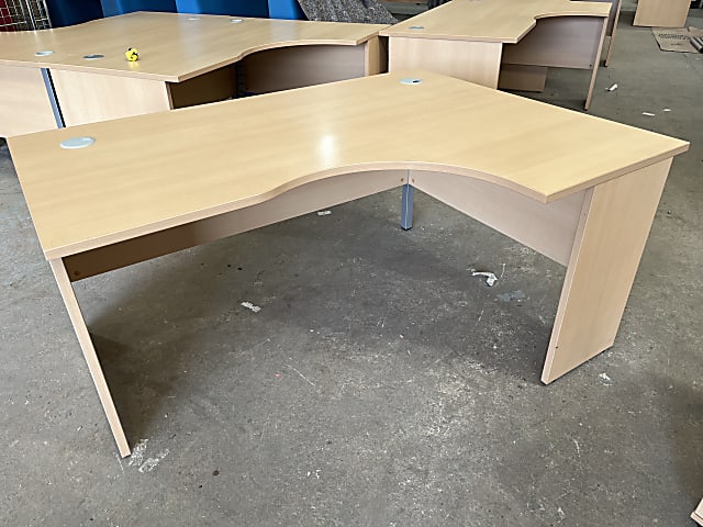 Right Corner desk 160cm