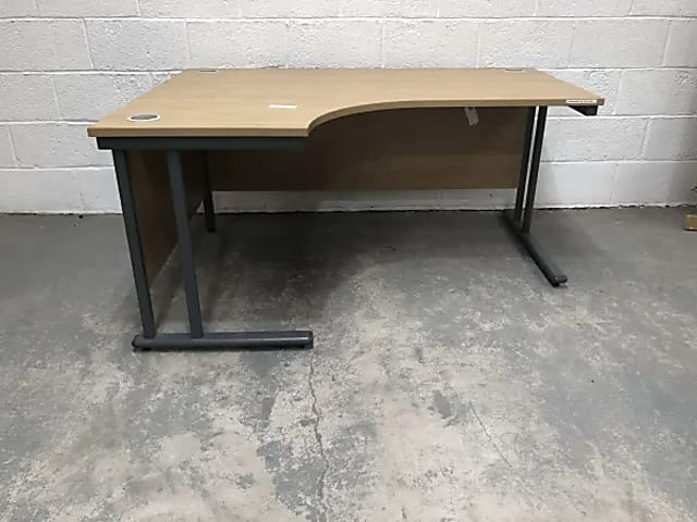 Left hand return Corner desk 160cm